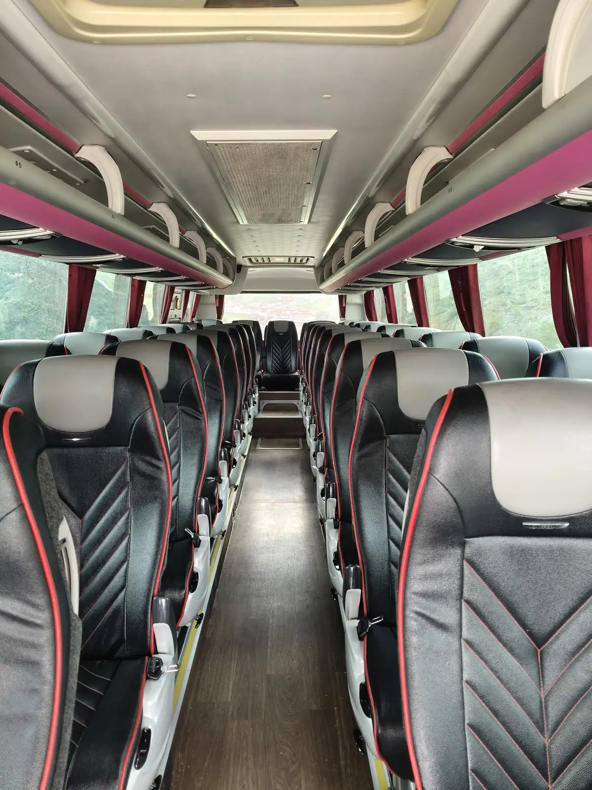 Interior de un autocar de Rondabus